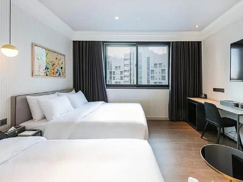 Brown Dot Hotel Čindžu Exteriér fotografie