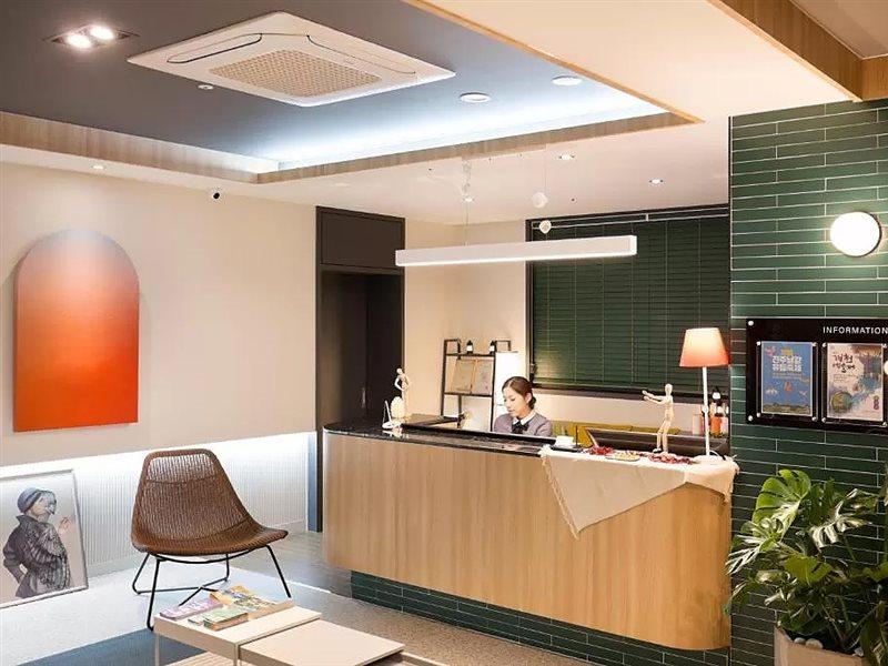 Brown Dot Hotel Čindžu Exteriér fotografie