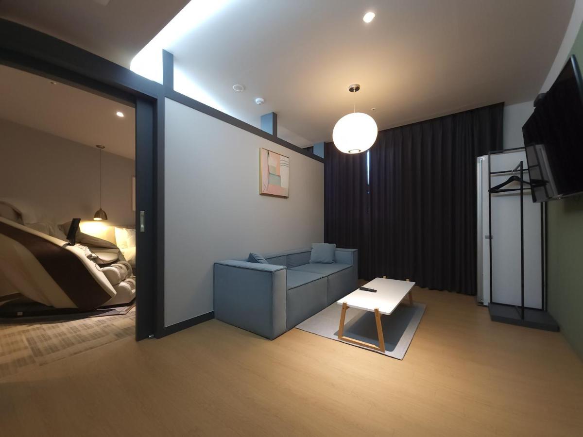 Brown Dot Hotel Čindžu Exteriér fotografie