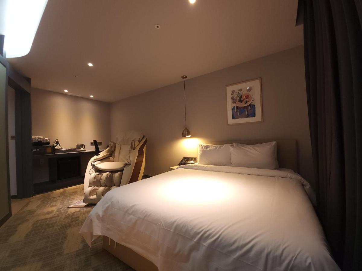 Brown Dot Hotel Čindžu Exteriér fotografie