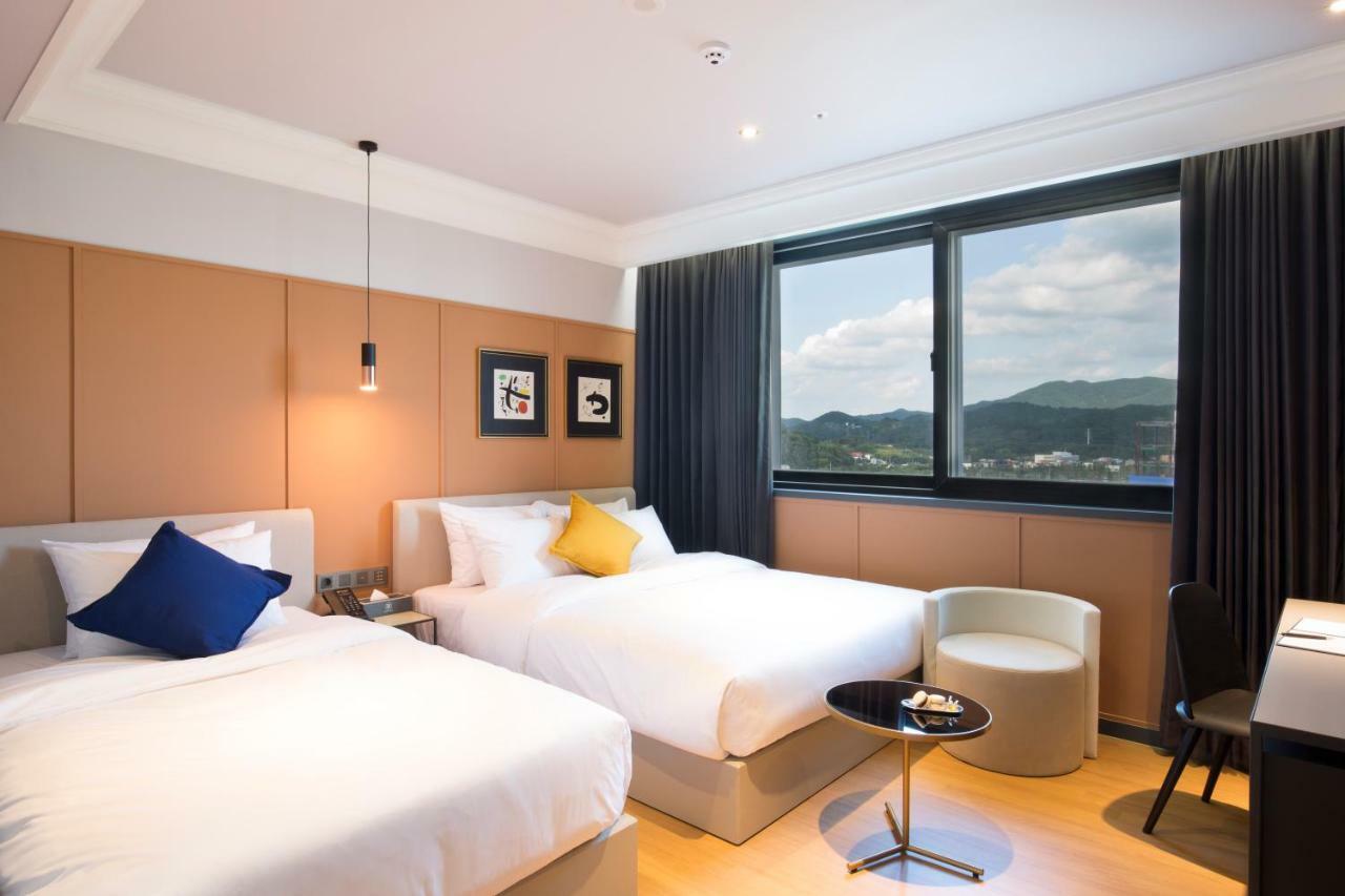 Brown Dot Hotel Čindžu Exteriér fotografie